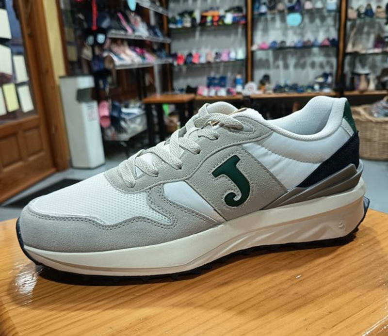 Deportivo  Joma hombre.